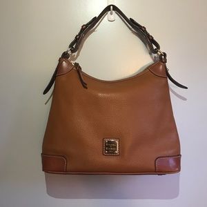 Dooney & Bourke purse (pebble grain hobo)
